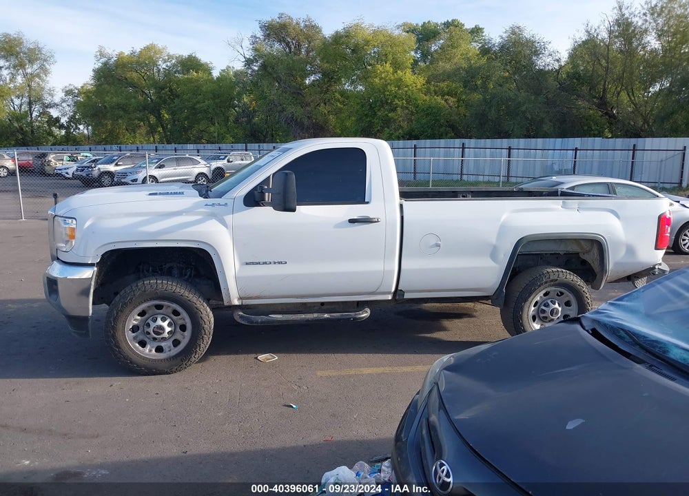 2018 GMC SIERRA 2500HD VIN: 1GT02REY1JZ215851