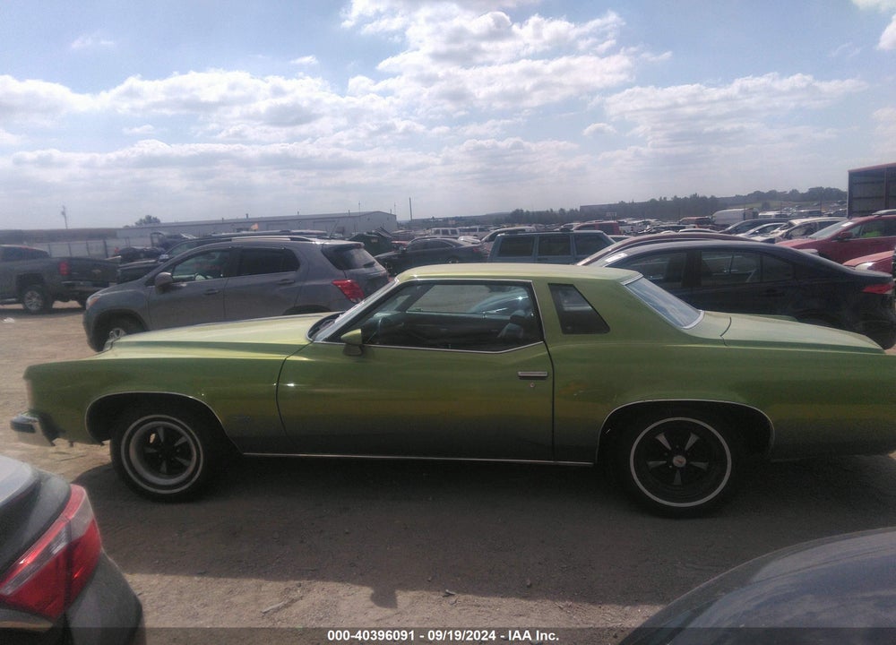 1976 PONTIAC GRAND PRIX VIN: 2J57M6P241810