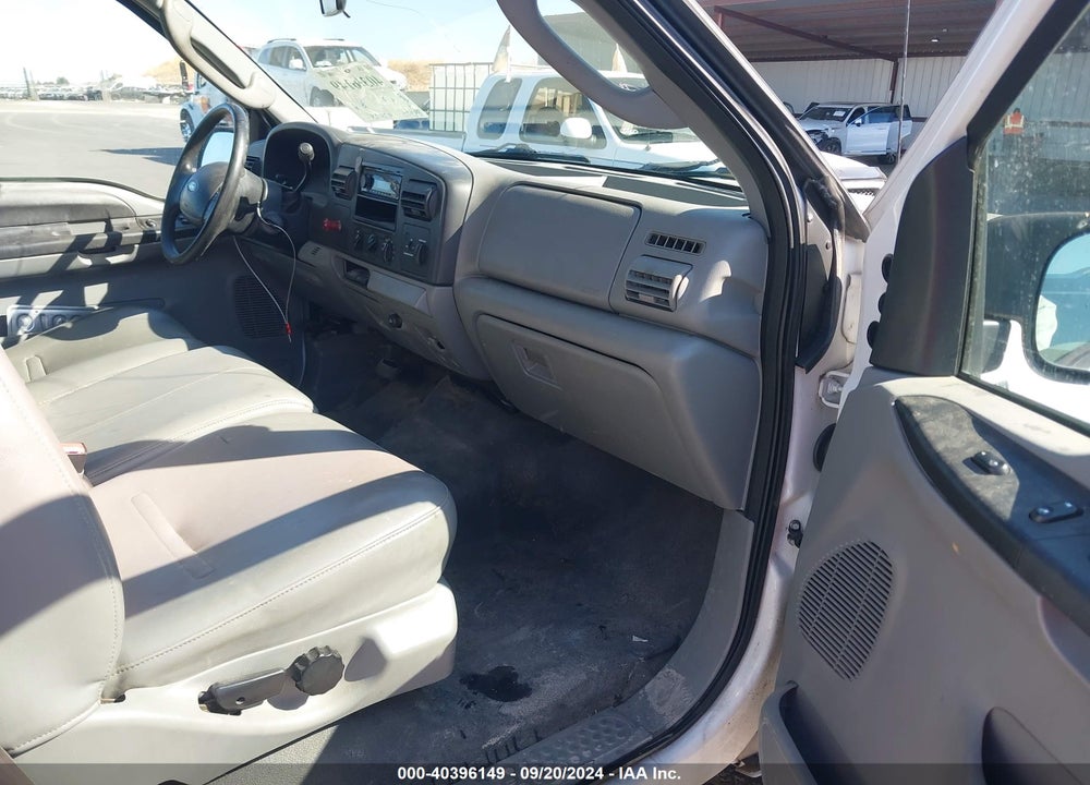 2006 FORD F-250 VIN: 1FDSX20516EC25272