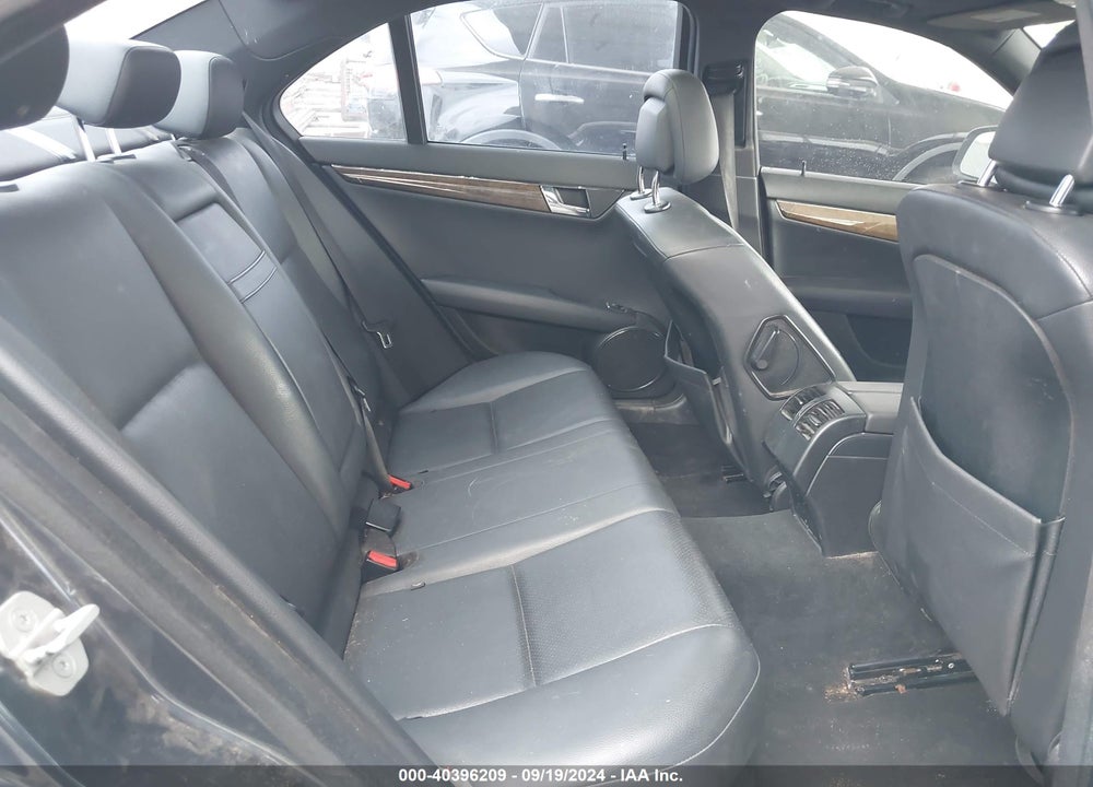 2008 MERCEDES-BENZ C 350 SPORT VIN: WDDGF56X18F060317