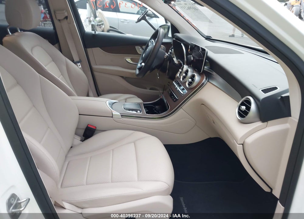 2021 MERCEDES-BENZ GLC 300 4MATIC SUV VIN: W1N0G8EB5MF903843