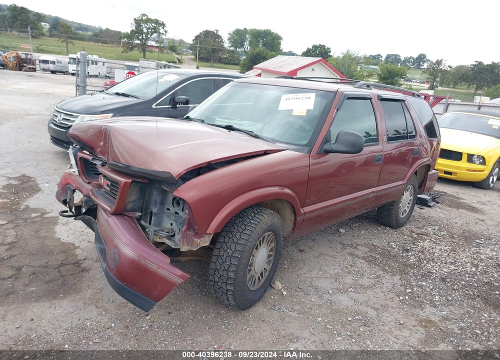 1998 GMC JIMMY SLS VIN: 1GKDT13WXW2517273