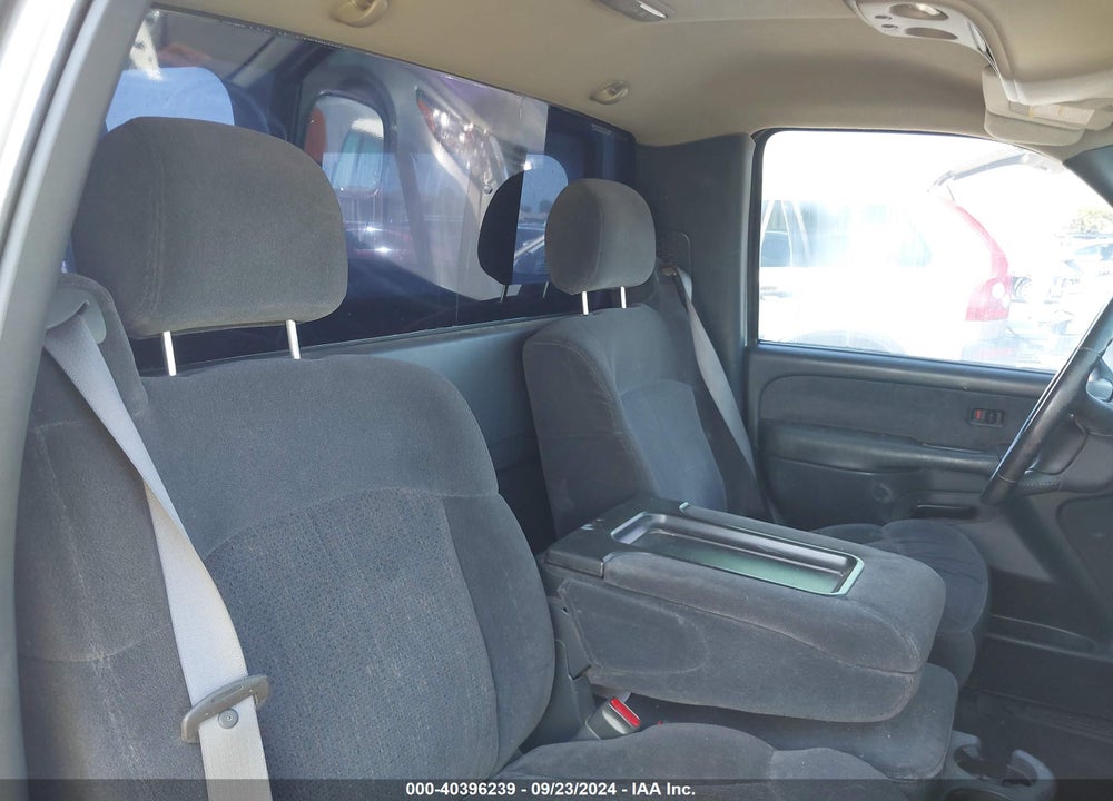 2001 CHEVROLET SILVERADO 1500 LS VIN: 1GCEC14V51Z197866