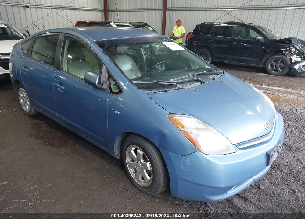 2008 TOYOTA PRIUS VIN: JTDKB20U687813184