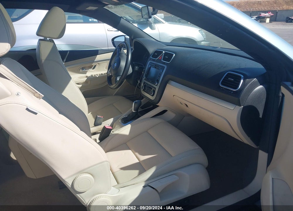 2012 VOLKSWAGEN EOS KOMFORT VIN: WVWBW7AH9CV001417
