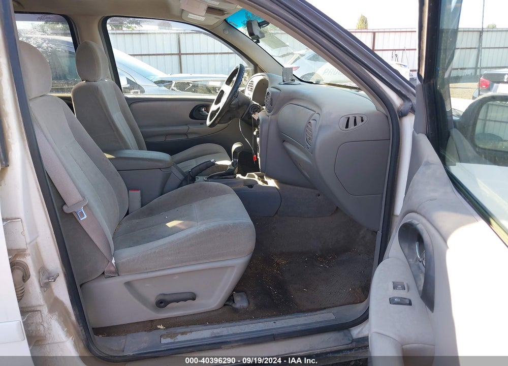 2006 CHEVROLET TRAILBLAZER LS VIN: 1GNDT13S662335960