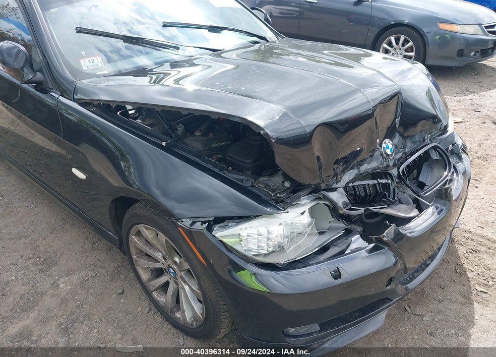 2011 BMW 328I XDRIVE VIN: WBAPK7G56BNN70235