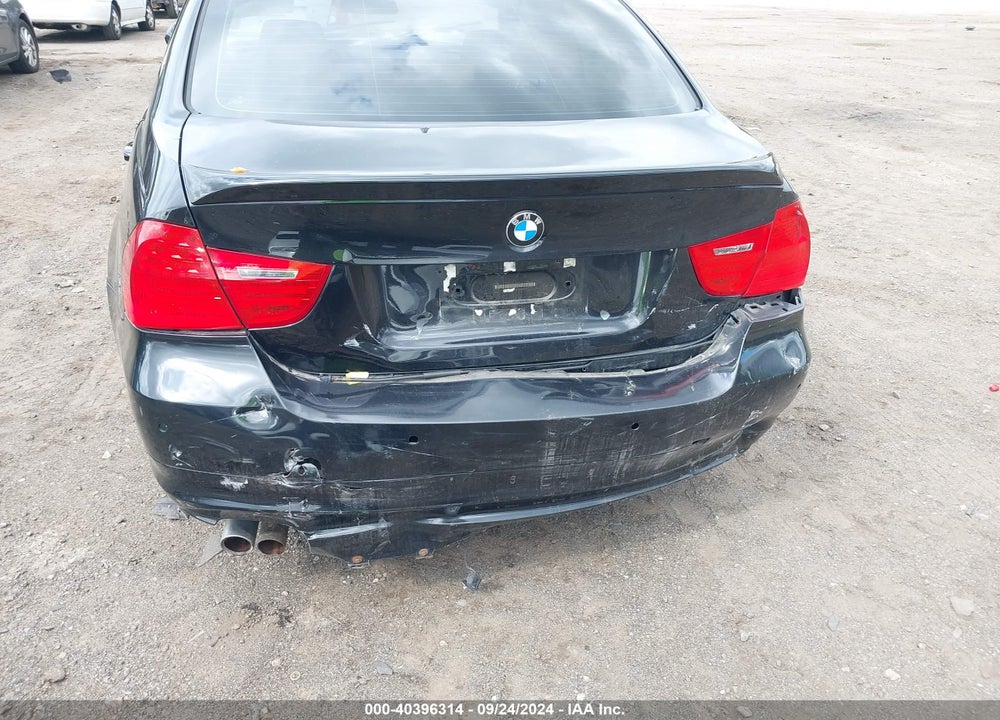 2011 BMW 328I XDRIVE VIN: WBAPK7G56BNN70235