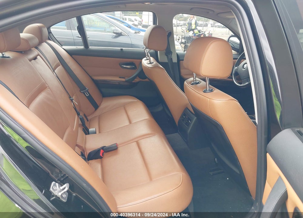 2011 BMW 328I XDRIVE VIN: WBAPK7G56BNN70235