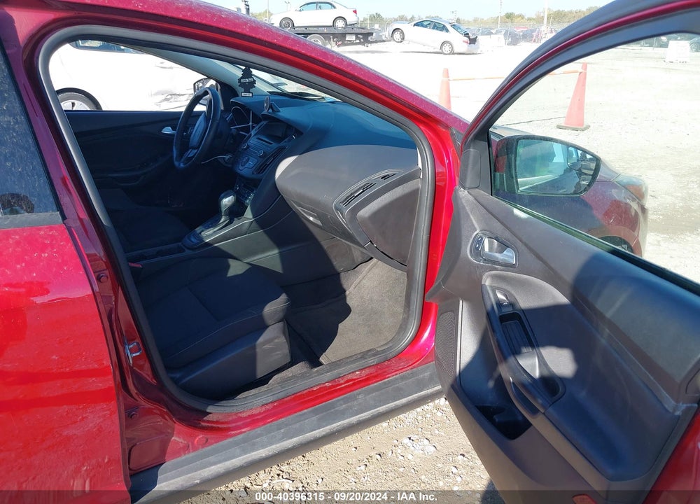 2017 FORD FOCUS SE VIN: 1FADP3FE0HL302518