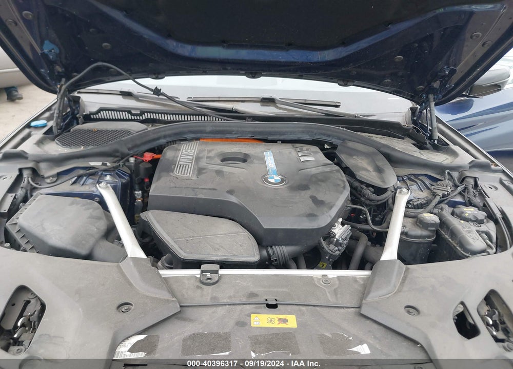 2019 BMW 530E IPERFORMANCE VIN: WBAJA9C5XKB392843