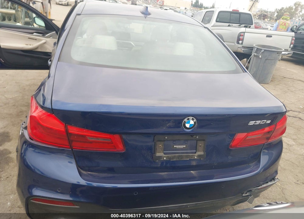 2019 BMW 530E IPERFORMANCE VIN: WBAJA9C5XKB392843