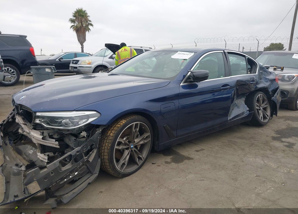 2019 BMW 530E IPERFORMANCE VIN: WBAJA9C5XKB392843
