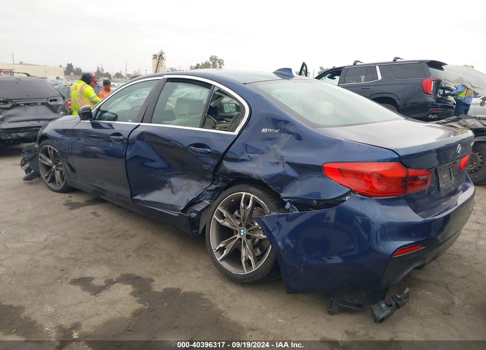 2019 BMW 530E IPERFORMANCE VIN: WBAJA9C5XKB392843