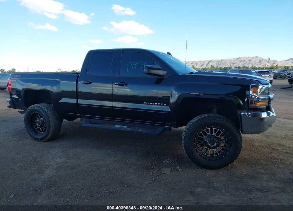2019 CHEVROLET SILVERADO 1500 LD LT VIN: 2GCVKPEC0K1109206