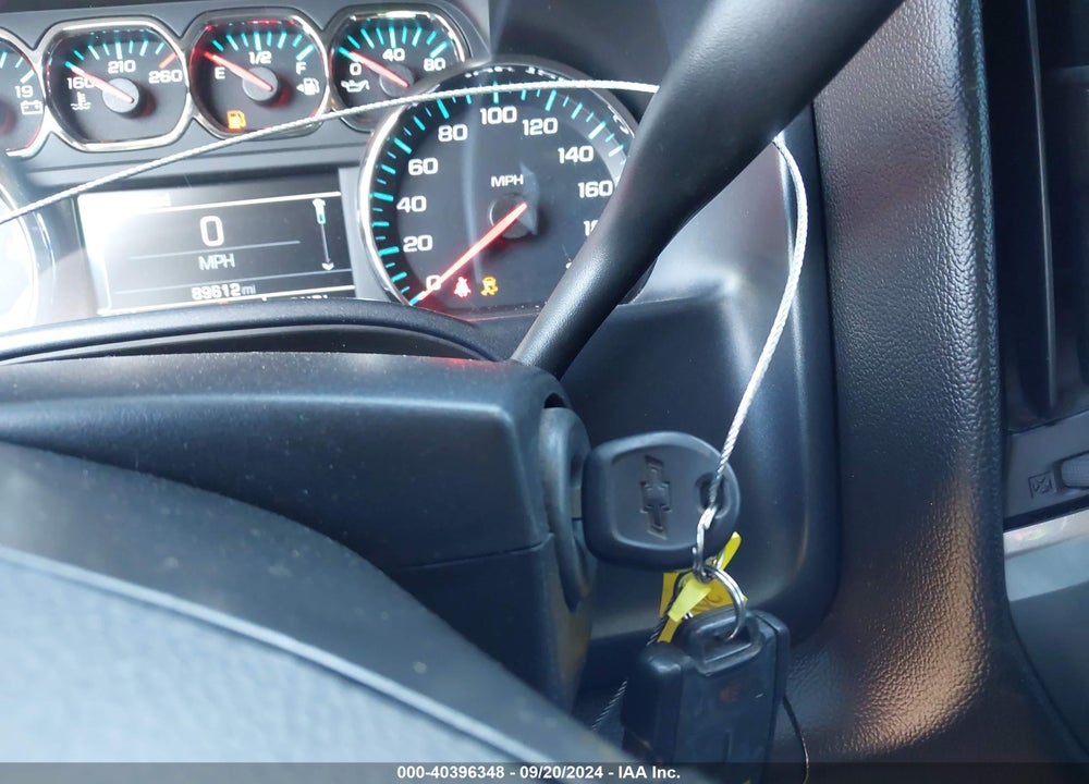 2019 CHEVROLET SILVERADO 1500 LD LT VIN: 2GCVKPEC0K1109206