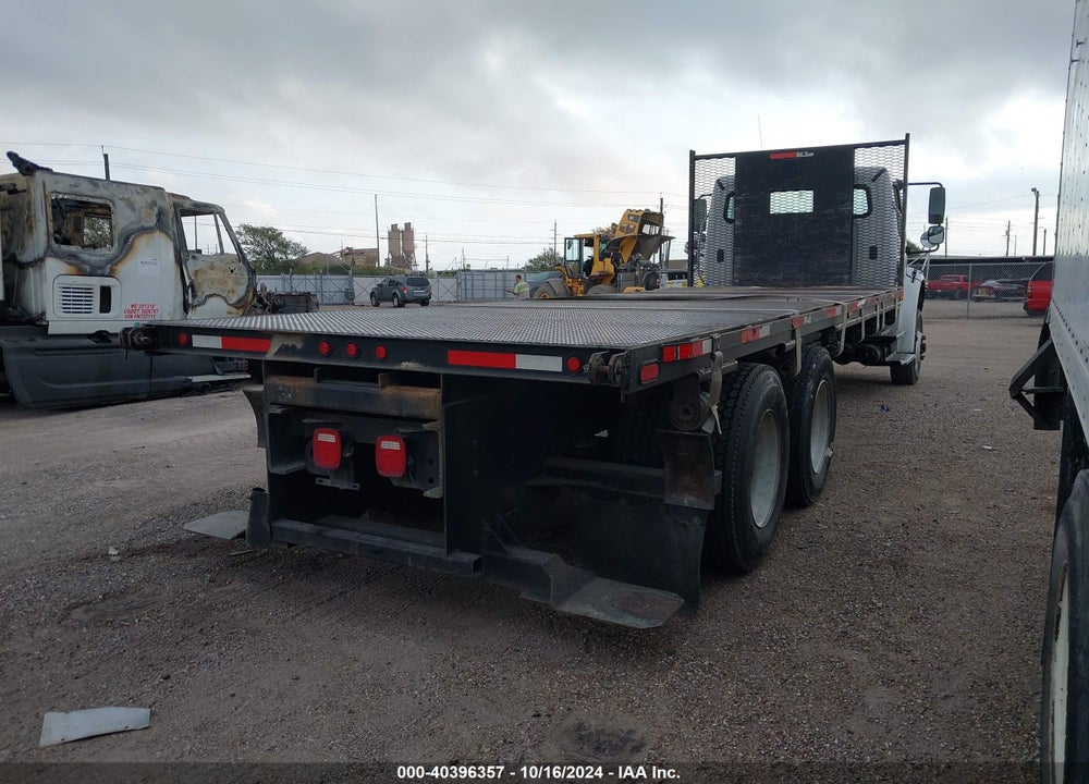 2017 FREIGHTLINER M2 106 VIN: 1FVHCYCY9HHJB0990