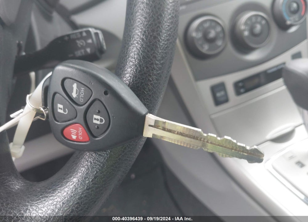 2011 TOYOTA COROLLA LE VIN: JTDBU4EE1BJ089387