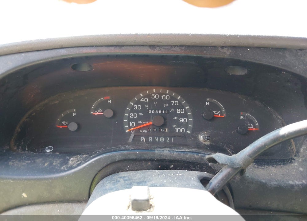 1999 FORD E-150 COMMERCIAL/RECREATIONAL VIN: 1FTRE1426XHA34143