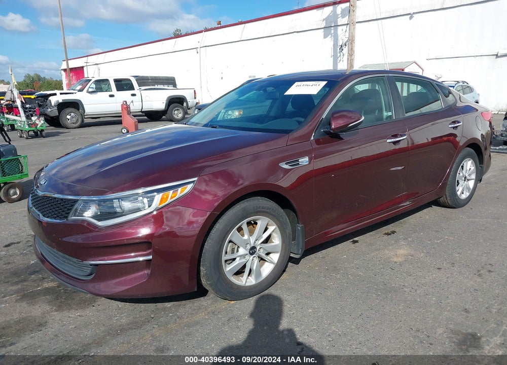 2018 KIA OPTIMA LX VIN: 5XXGT4L33JG219330