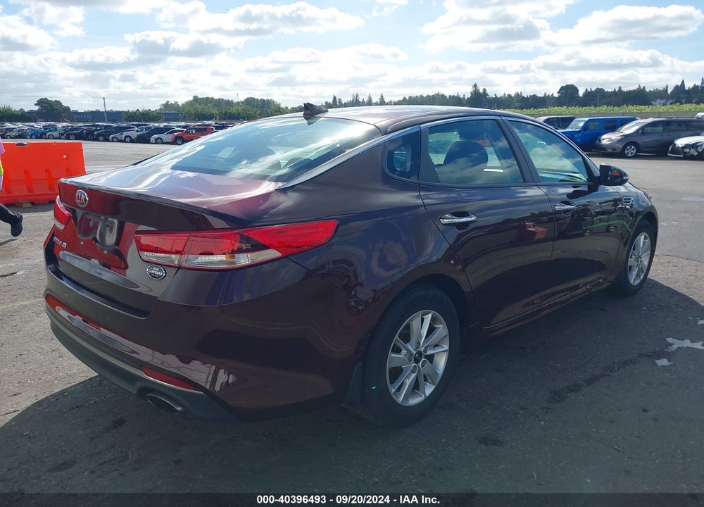 2018 KIA OPTIMA LX VIN: 5XXGT4L33JG219330