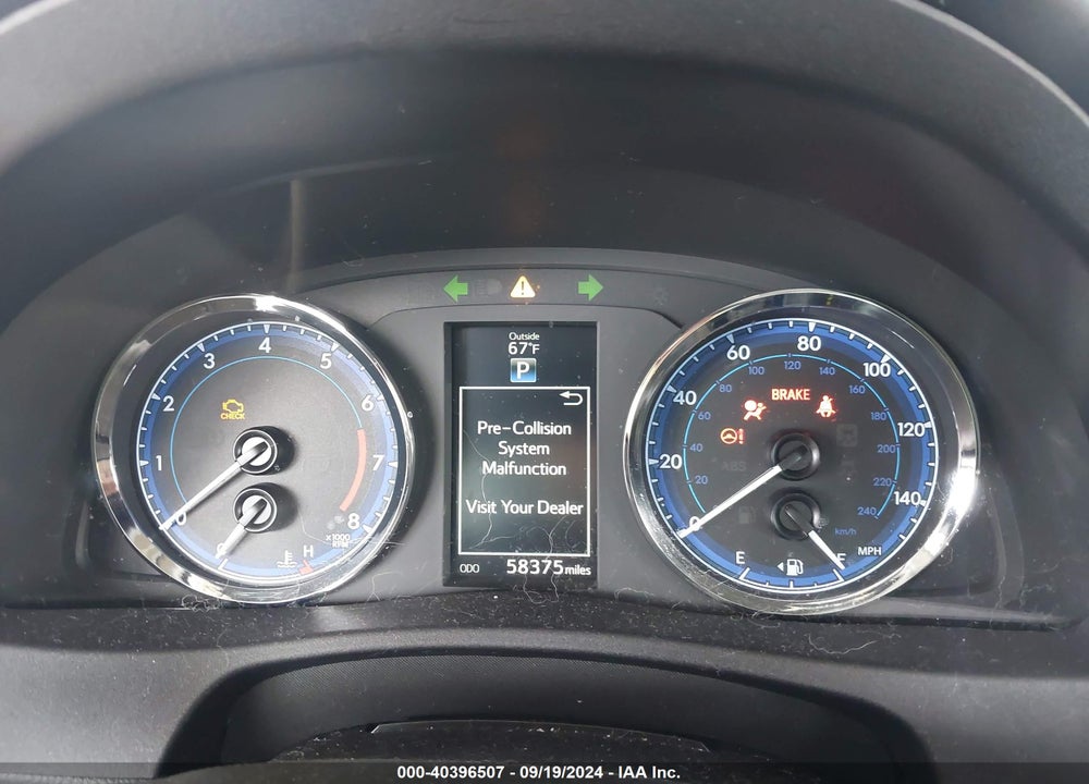 2018 TOYOTA COROLLA SE VIN: 2T1BURHE1JC007824