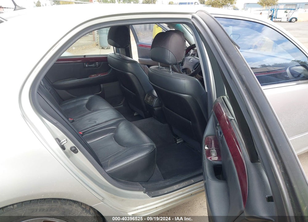 2002 LEXUS LS 430 VIN: JTHBN30F820083632