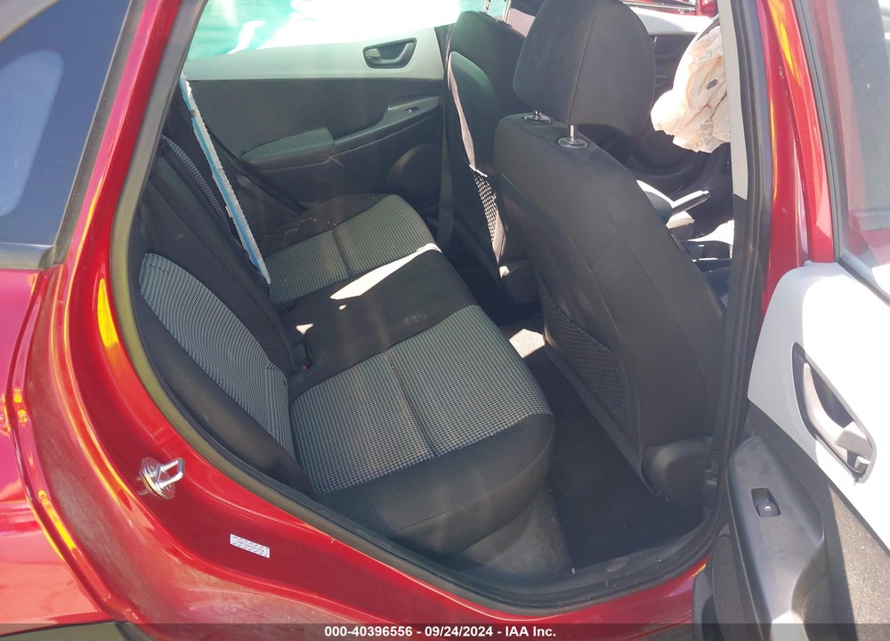 2019 HYUNDAI KONA SE VIN: KM8K12AA1KU214530