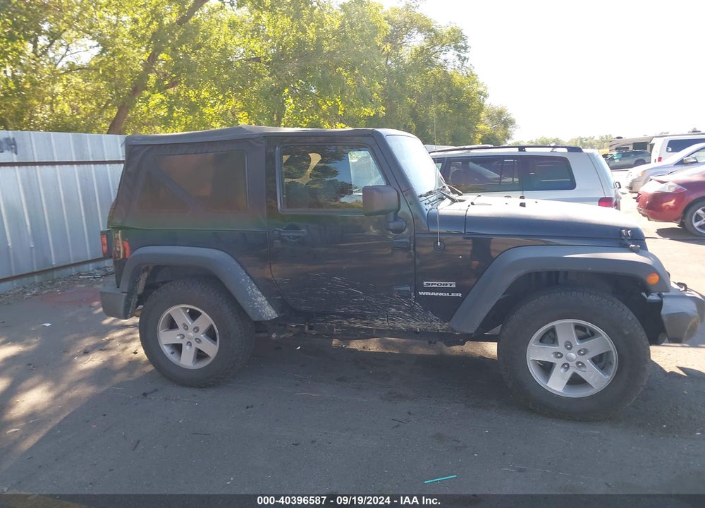 2016 JEEP WRANGLER SPORT VIN: 1C4AJWAG0GL201552