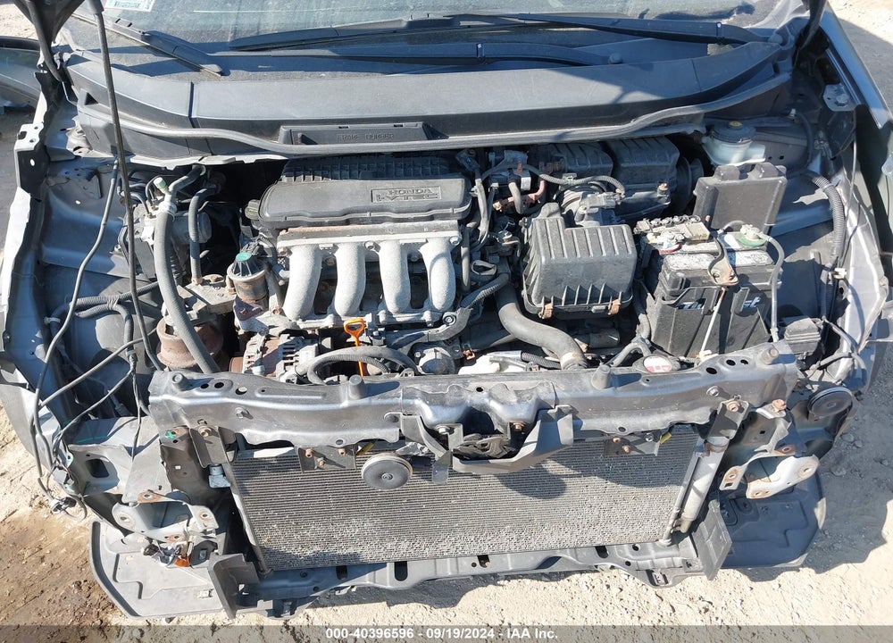 2013 HONDA FIT VIN: JHMGE8H30DC037680
