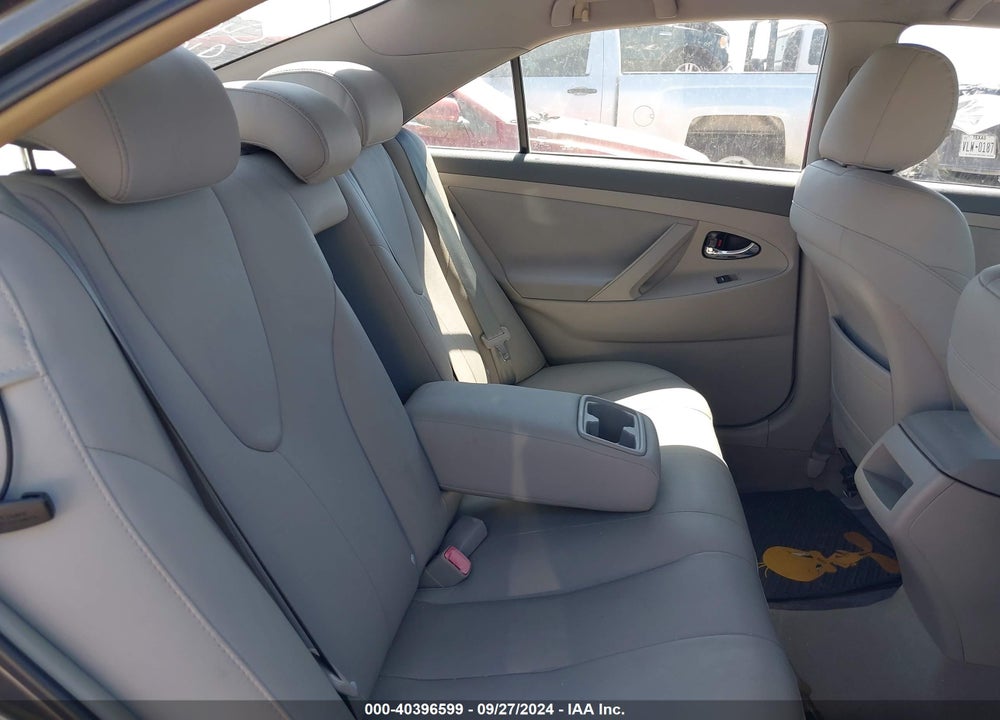 2011 TOYOTA CAMRY LE VIN: 4T1BF3EK5BU650193