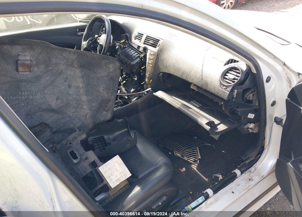2007 LEXUS IS 350 VIN: JTHBE262X75015907