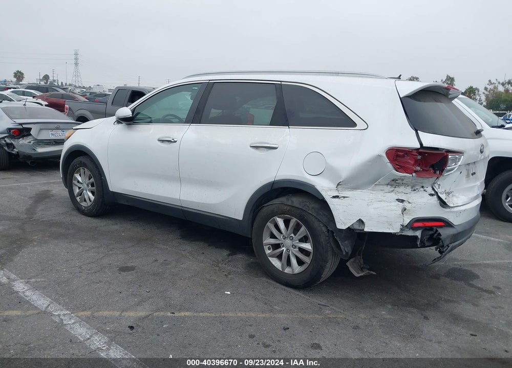 2016 KIA SORENTO VIN: 5XYPG4A51GG107848