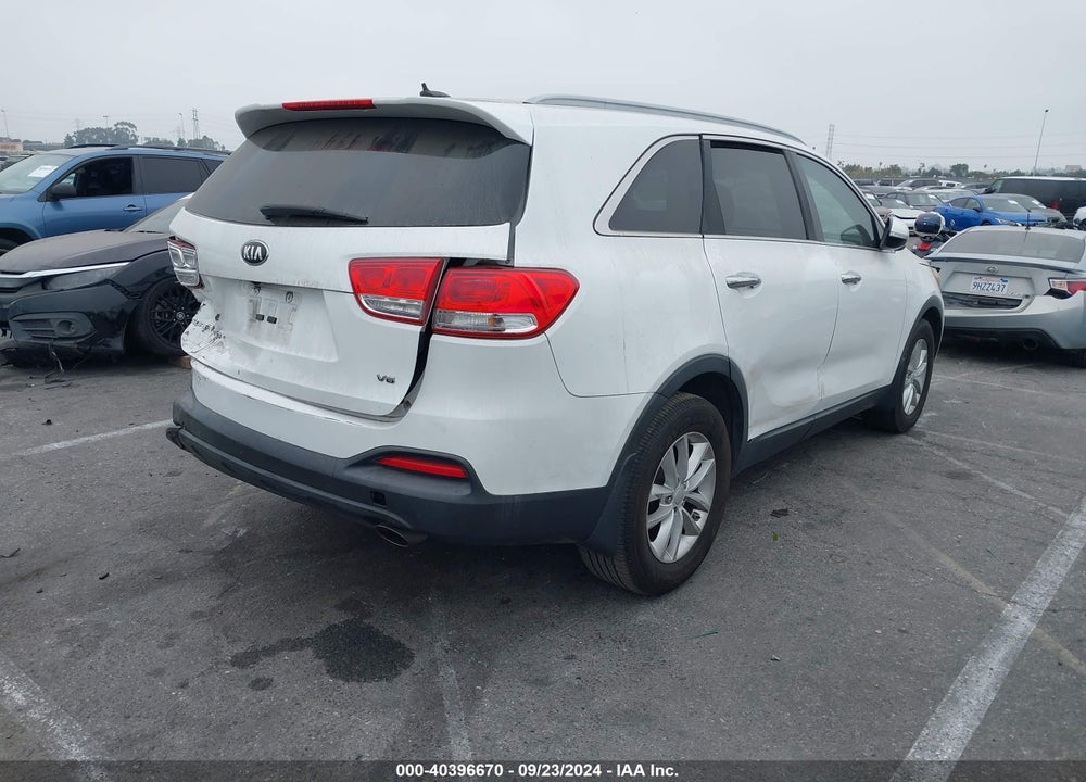 2016 KIA SORENTO VIN: 5XYPG4A51GG107848