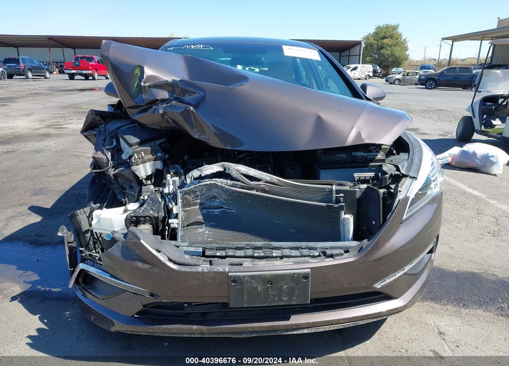 2015 HYUNDAI SONATA SE VIN: 5NPE24AF8FH145406