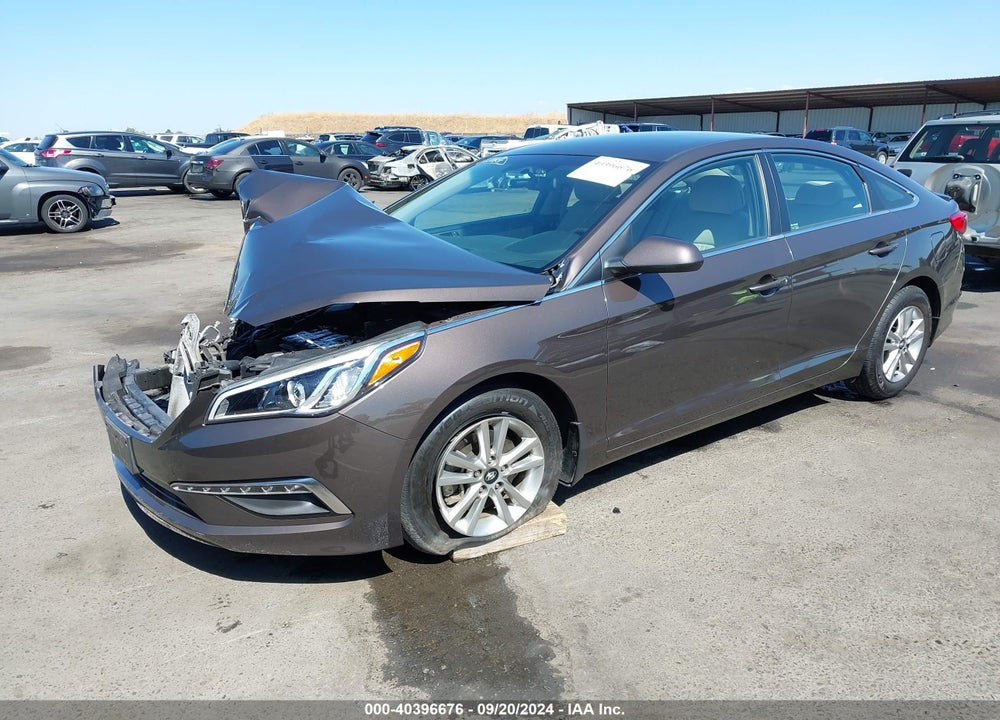 2015 HYUNDAI SONATA SE VIN: 5NPE24AF8FH145406