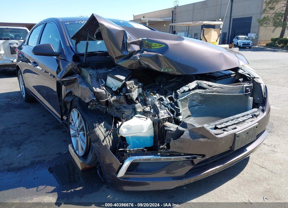 2015 HYUNDAI SONATA SE VIN: 5NPE24AF8FH145406