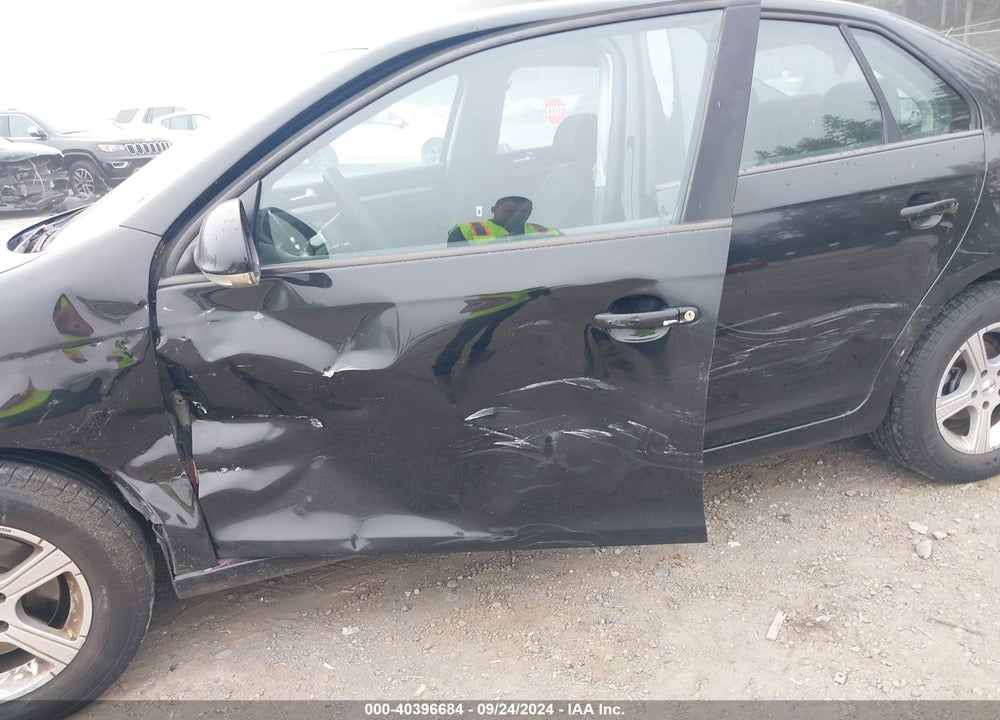 2007 VOLKSWAGEN JETTA VIN: 3VWGG71KX7M100064