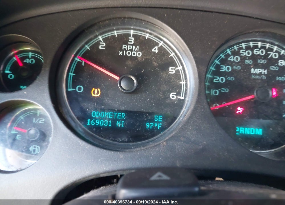 2009 CHEVROLET SUBURBAN 1500 LS VIN: 1GNFC16J89J110722