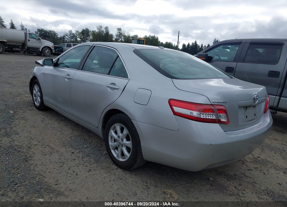 2011 TOYOTA CAMRY LE VIN: 4T1BF3EK9BU158248