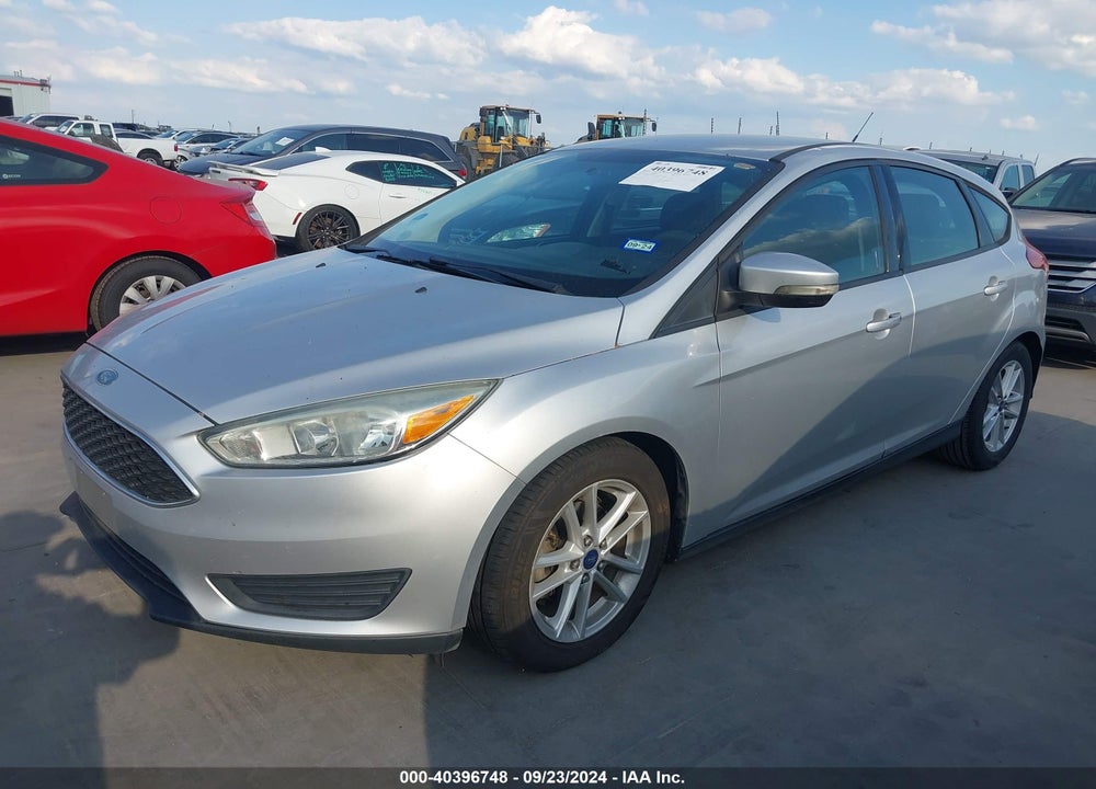 2015 FORD FOCUS SE VIN: 1FADP3K25FL223547