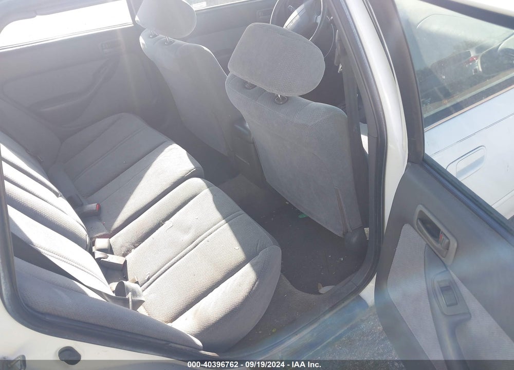 1996 TOYOTA CAMRY LE VIN: 4T1EF12K0TU118129