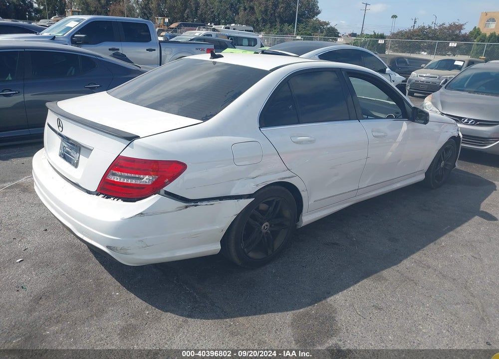 2014 MERCEDES-BENZ C 250 LUXURY/SPORT VIN: WDDGF4HB7EA959803