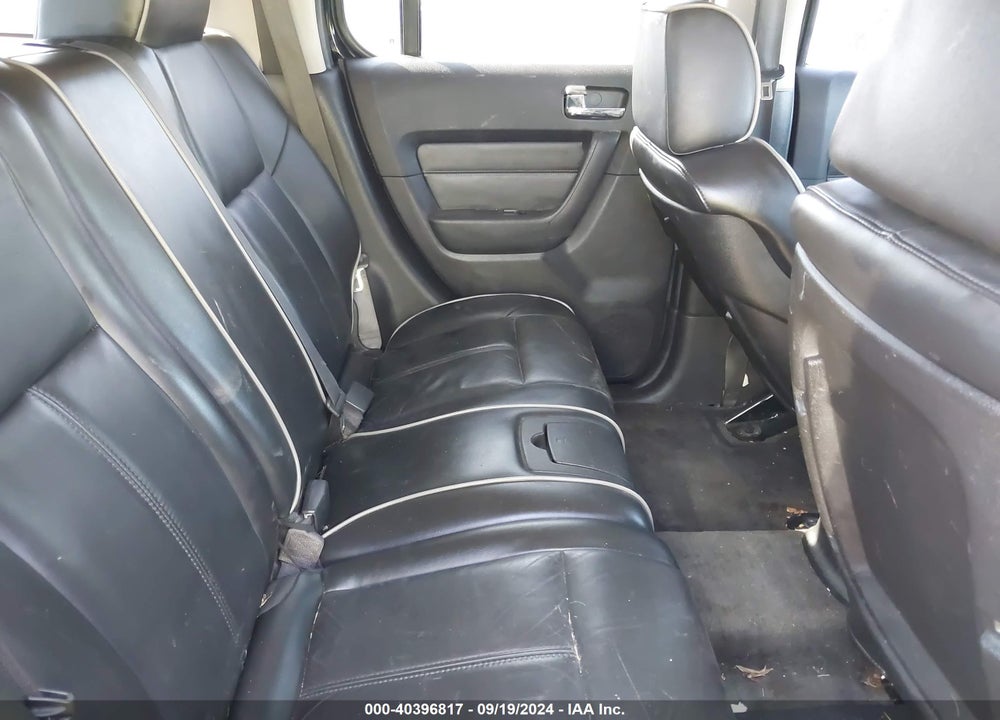 2007 HUMMER H3 SUV VIN: 5GTDN13EX78253654