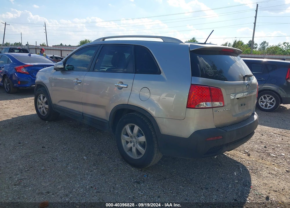 2013 KIA SORENTO EX V6 VIN: 5XYKU4A29DG378094