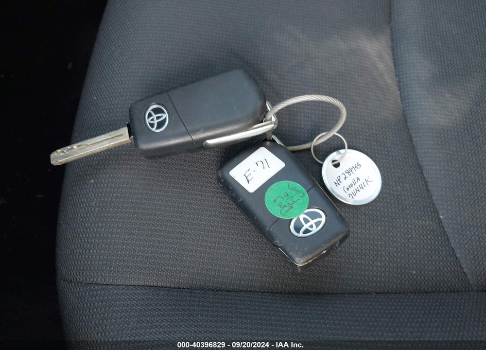 2022 TOYOTA COROLLA LE VIN: 5YFEPMAE4NP289755