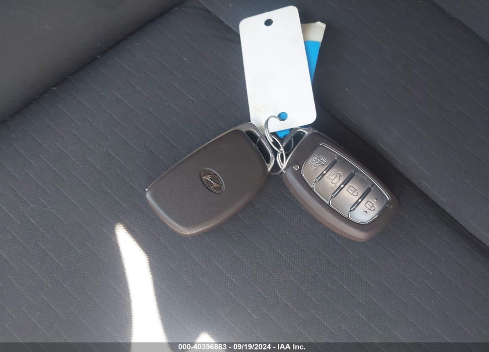 2020 HYUNDAI TUCSON VALUE VIN: KM8J3CA49LU092040