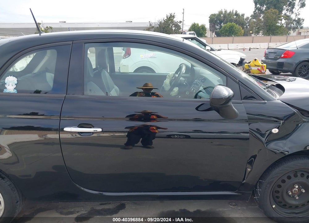 2015 FIAT 500 POP VIN: 3C3CFFAR3FT750021