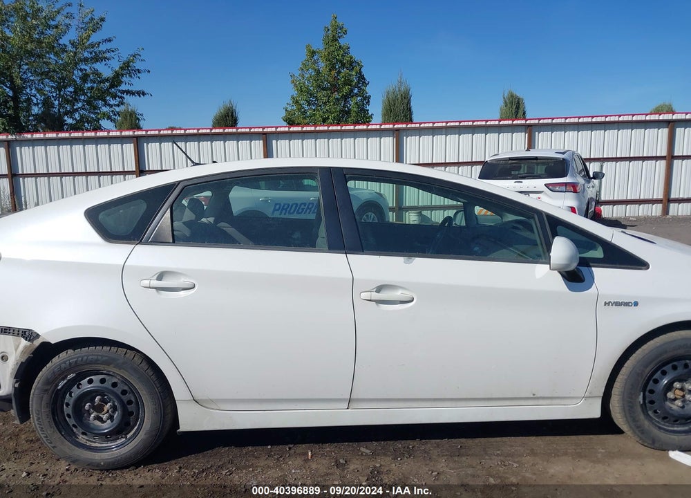 2010 TOYOTA PRIUS III VIN: JTDKN3DU2A0131604
