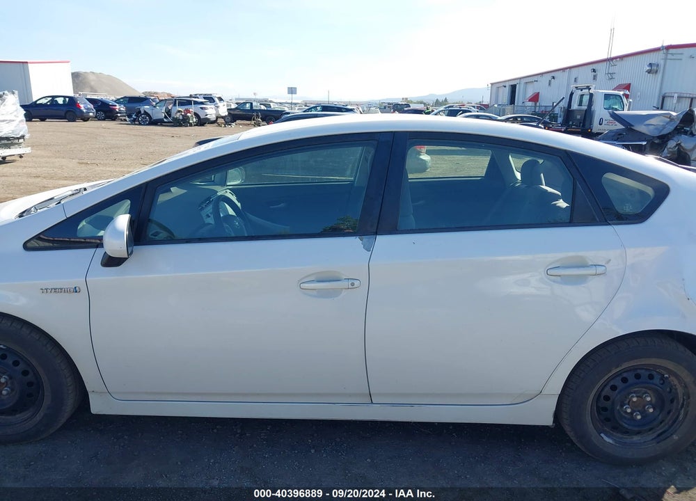 2010 TOYOTA PRIUS III VIN: JTDKN3DU2A0131604